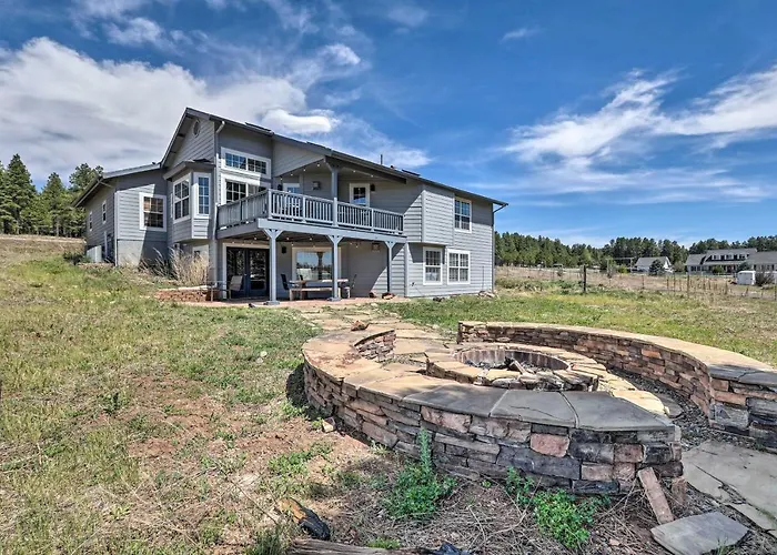 Modern Flagstaff Home: Deck, Patio + Fire Pit Holiday home Mountainaire