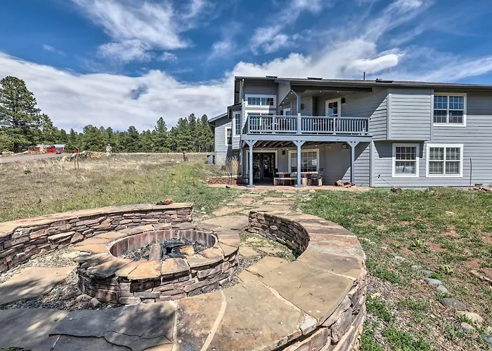Modern Flagstaff Home: Deck, Patio + Fire Pit Mountainaire